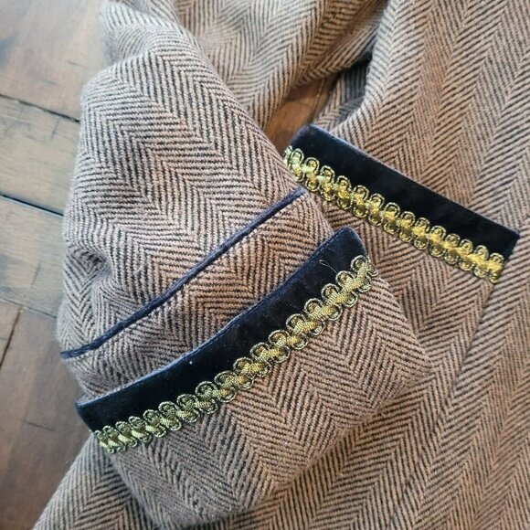 Soft Surroundings Herringbone Blazer W/ Gold Trim size PM - Picture 3 of 7